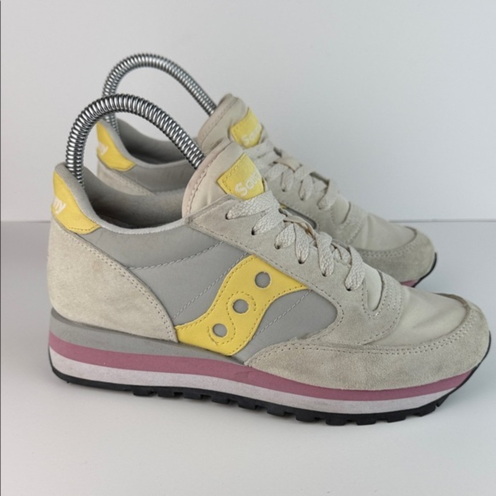 Saucony Jazz Triple Women's Gray and Yellow‎ Sneakers Size 6